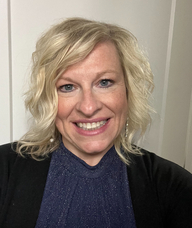 Book an Appointment with Stephanie McKay for Manual Osteopathy