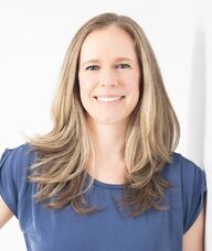 Book an Appointment with Dr. Carly Monge for Chiropractic