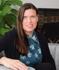 Book an Appointment with Julie Foster for First Appointments