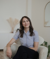 Book an Appointment with Stephanie MacDonald for Relationship Counselling