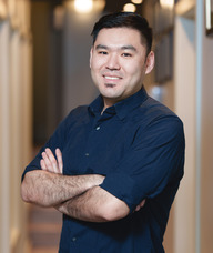 Book an Appointment with Leo Chen for Massage Therapy