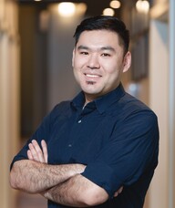 Book an Appointment with Leo Chen for Massage Therapy