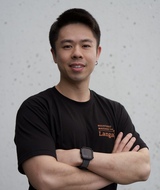 Book an Appointment with Dennis W at M11 and L2 Broadway Plaza Building