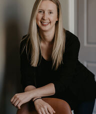 Book an Appointment with Tessa Lang-Larson for Osteopathy