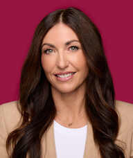 Book an Appointment with Renee Prins for 15-Minute Free Consultations