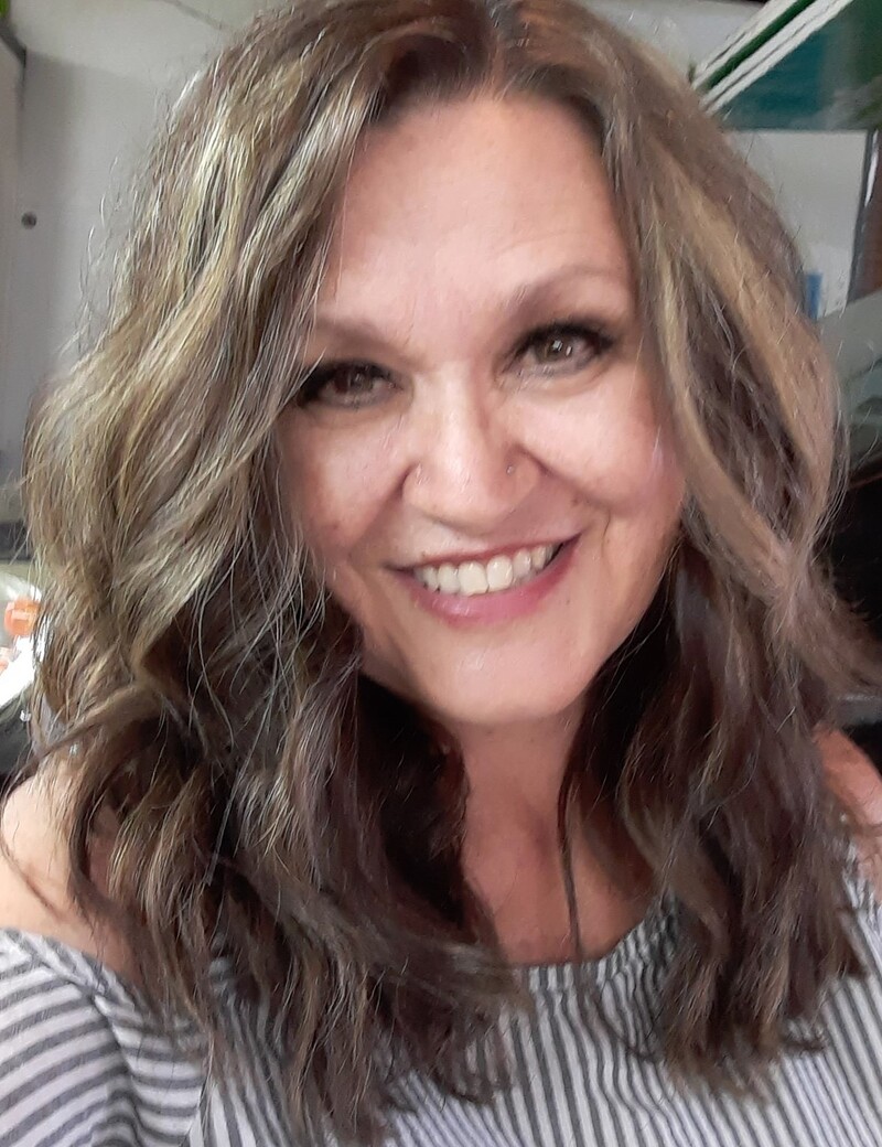 Ms. Bianca Bitsakakis