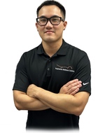 Book an Appointment with VIncent Nguyen at Treatments Wellness Centre