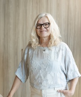 Book an Appointment with Della Magnusson at Opal & Ice Collective (Saskatoon)
