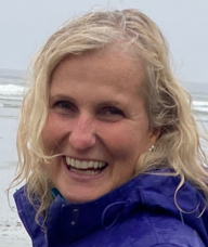 Book an Appointment with Dr. Lisa Lundy for Acupuncture